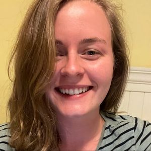 Meet your Posher, Emily